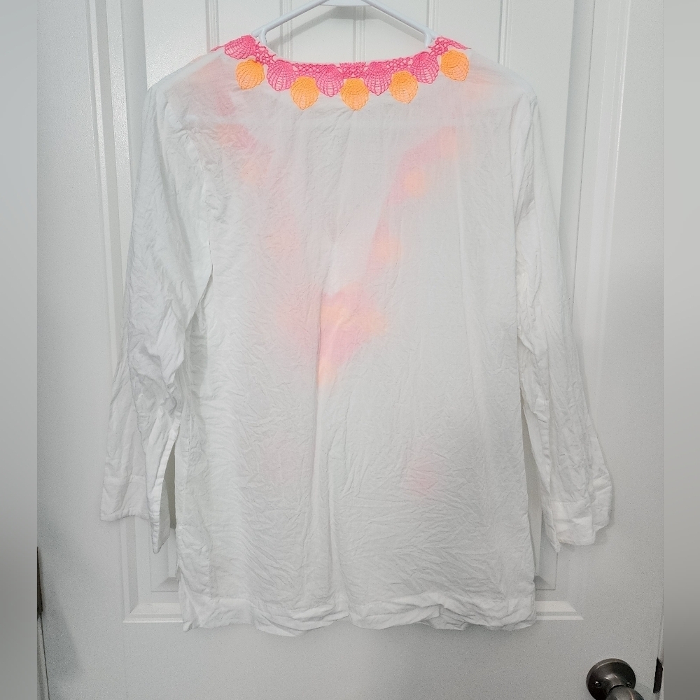 Lilly Pulitzer Amelia Island Tunic, Size Medium - Picture 4 of 8